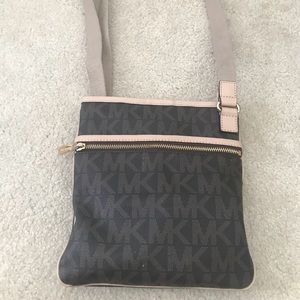 Michael Kors Crossbody